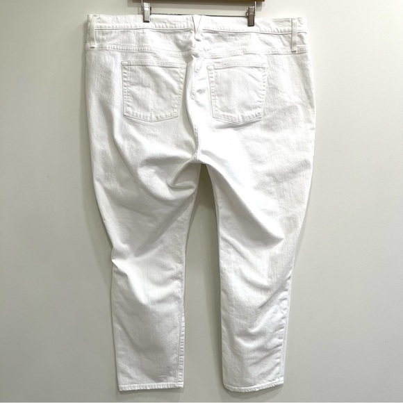 POINT SUR J. Crew High Rise Slim Boy Distressed White Jeans Plus Size 37 US 22 - Picture 2 of 16